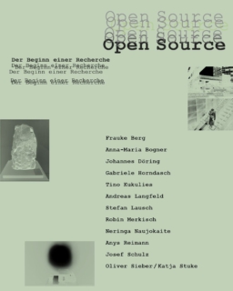 2026 startet mit der Ausstellung »Open Source, der Beginn einer Recherche« das Kooperationsprojekt »Artists in Residence – Künstlerische Forschung im Stadtmuseum«, eine Initiative des VdDK*1844 und dem Stadtmuseum Düsseldorf. Im Rahmen des Projekts erhalten 13 Künstler:innen die Gelegenheit, sich mit den Beständen des Stadtmuseums auseinanderzusetzen: Sie forschen in den Archiven, arbeiten mit den Sammlungen und tauschen sich mit den Mitarbeiter:innen des Museums aus. Beteiligt sind Frauke Berg, Anna-Maria Bogner, Johannes Döring, Gabriele Horndasch, Tino Kukulies, Andreas Langfeld, Stefan Lausch, Robin Merkisch, Neringa Naujokaite, Anys Reimann, Josef Schulz, Oliver Sieber & Katja Stuke – eine Gruppe von Künstler:innen, die mit unterschiedlichen Medien, Materialien und künstlerischen Ansätzen arbeiten. Ihre vielfältigen thematischen Schwerpunkte versprechen individuelle Perspektiven auf die Archive. Im März 2026 eröffnet nun mit Open Source die erste Ausstellung, in der sich alle Künstler:innen und ihre Projektideen vorstellen. Bis Ende des Jahres haben sie die Möglichkeit, ein Vorhaben umzusetzen. Anfang 2027 folgt eine weitere Ausstellung, die Ergebnisse präsentiert. Das Projekt wird gefördert von der Sparkassen-Kulturstiftung Rheinland.
Wir laden herzlich ein zur Ausstellungseröffnung:
Sonntag, 15. März 2026, 12 Uhr
Begrüßung:
Dr. Susanne Anna, Stadtmuseum Düsseldorf
Katja Stuke, VdDK*1844
Stadtmuseum Düsseldorf
Berger Allee 2, 40213 Düsseldorf
Öffnungszeiten der Ausstellung: Di - So: 11 - 18 Uhr