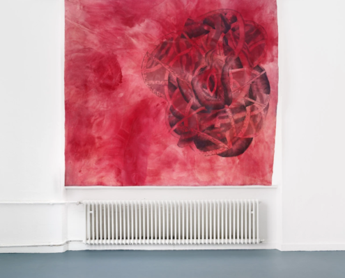 LEVINE – Flag 2025 300 x 310 cm UV-Print und Acryl auf Baumwolle Stahl LEVINE – Flag 2025 300 x 310 cm UV-Print und Acryl auf Baumwolle Stahl