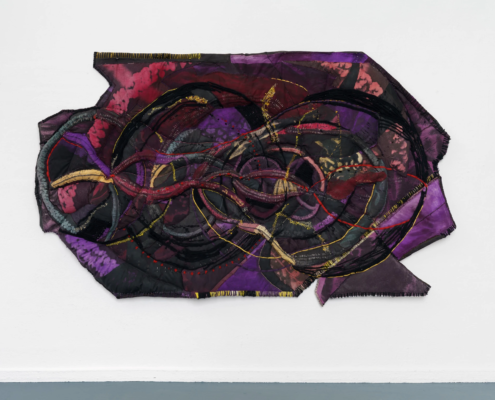 LEVINE – Serpent 2025 200 x 320 cm UV-Print Acryl Pins Wolle Baumwolle LEVINE – Serpent 2025 200 x 320 cm UV-Print Acryl Pins Wolle Baumwolle