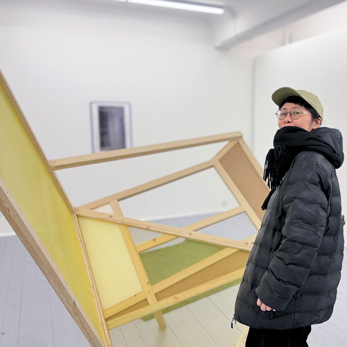 RAUM+ZEIT - Justus-Ogoshi – Februar 2026 – 8001